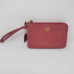 COACH WRISTLET WALLET PEBBLED LEATHER DUSTY ROSE GOLD TONE LOGO DOUBLE POCKETS